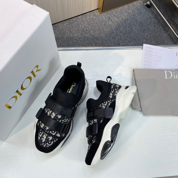 Dior D-Wander Sneaker Size 36-40 4-Color