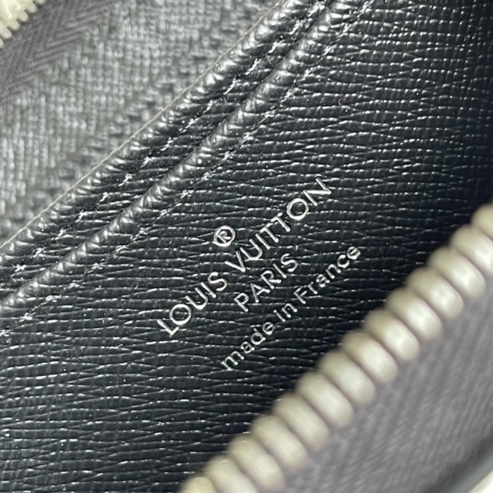 Louis Vuitton Wallet 11*8.5*2 cm