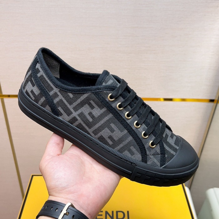 Fendi Domino Low Top Sneaker Size 35-46  4-Color