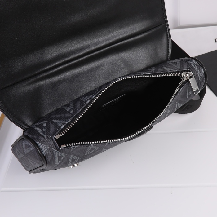 Dior 2022SS Pre-Fall Saddle Men Shoulder Bags 20*28.6*5cm