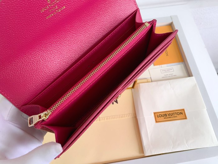 Louis Vuitton Wallet 19*10 cm