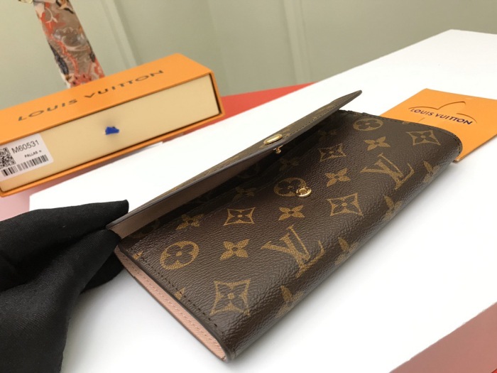 Louis Vuitton Women Wallet M62235 Size 19*10cm
