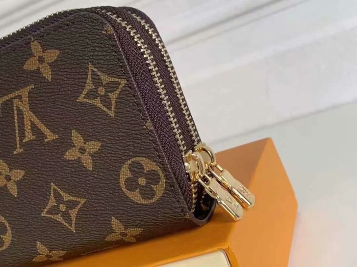 Louis Vuitton Men Wallet M61723 19*10*4cm