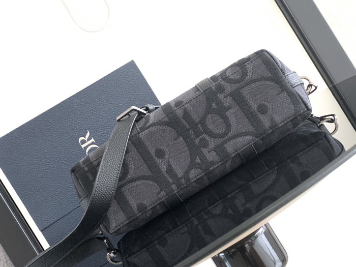 Dior Weekender 25 Men Shoulder Bags Size 32*18.5*12cm