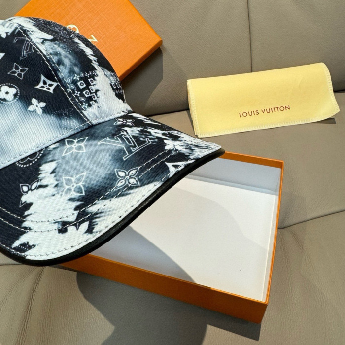 Louis Vuitton Baseball Cap 5-Color