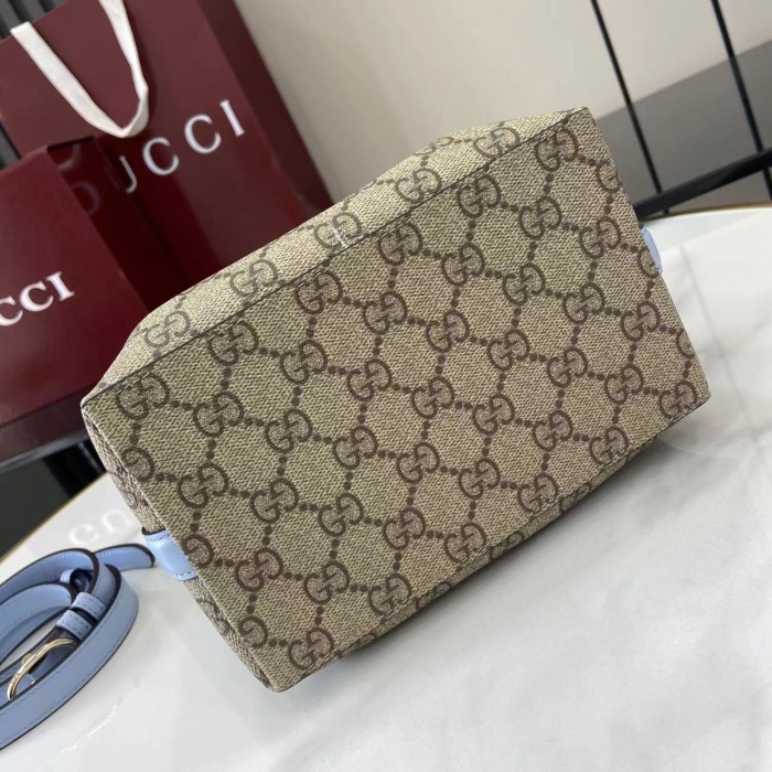 Gucci GG Emblem Women Shoulder Bags Size 20*18*11cm