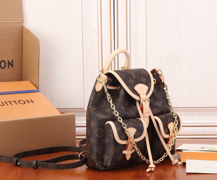 Louis Vuitton Excursion PM Backpack Bags 21*23*10cm