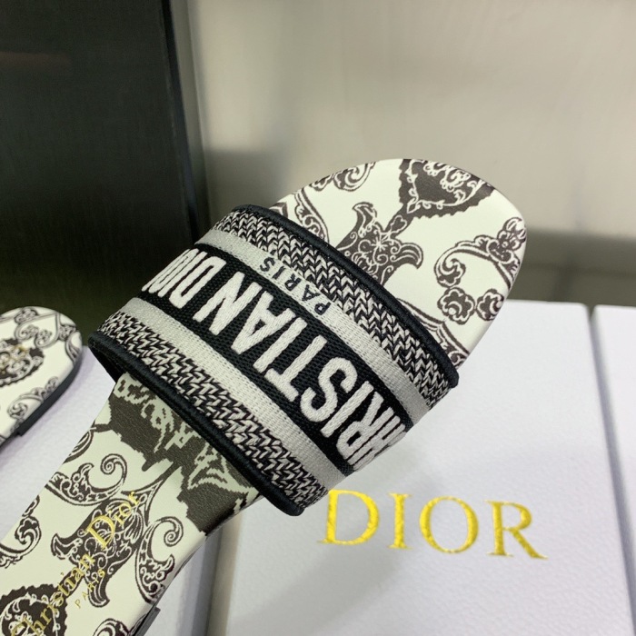 Dior Dway Slippers Size 35-41 8-Color