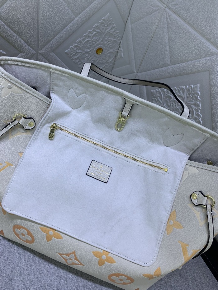 Louis Vuitton Shopping Bags 32*29*17cm