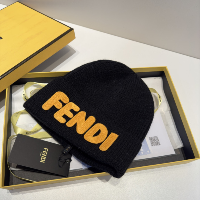 Fendi Knitted Hat