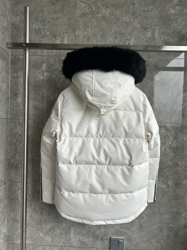 Moose Knuckles 06 Men Winter Jacket Size S-XXL White