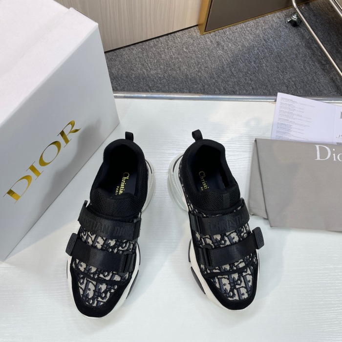 Dior D-Wander Sneaker Size 36-40 4-Color