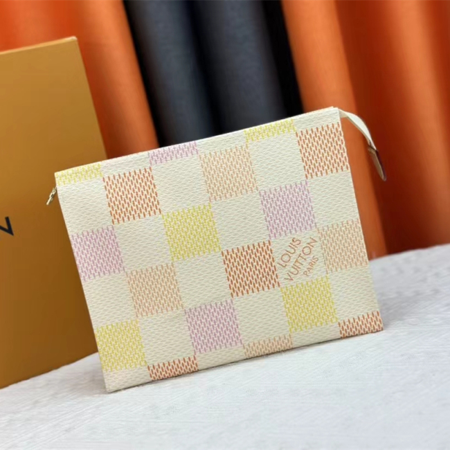 Louis Vuitton Monogram Titanium Clutch Bags Size 26*20*5cm