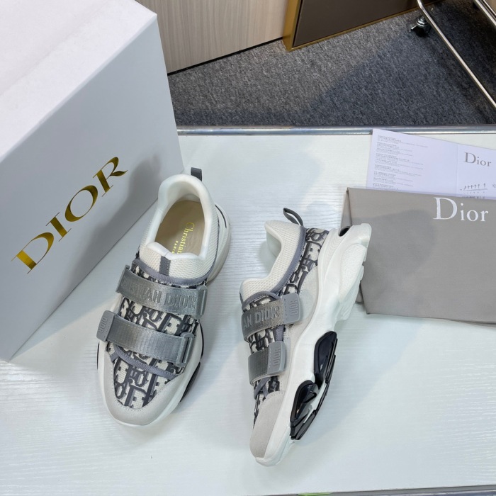 Dior D-Wander Sneaker Size 36-40 4-Color