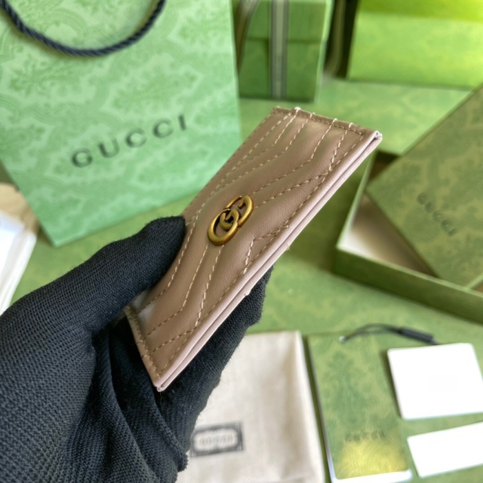 Gucci GG Marmont card case Size 10*7cm Style: 443127