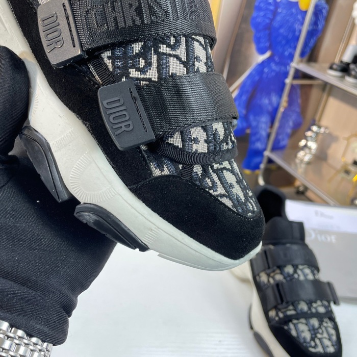 Dior D-Wander Sneaker Size 36-40 4-Color