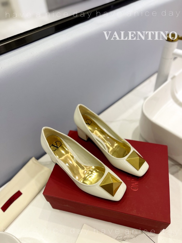 Valentino One Stud Patent Leather Pumps Size 35-41 4-Color