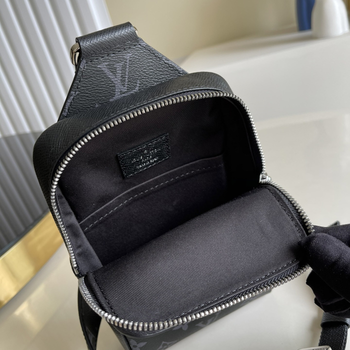 Louis Vuitton M30741 Outdoor Slingbag Men Bags Size 21*13*5cm