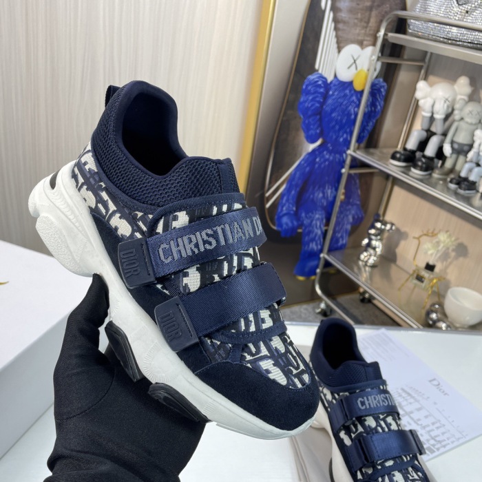 Dior D-Wander Sneaker Size 36-40 4-Color