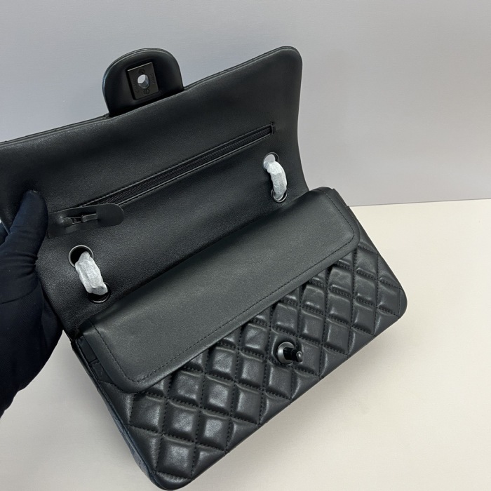 Chanel CF1112 Shoulder Bags Sheepskin 25cm