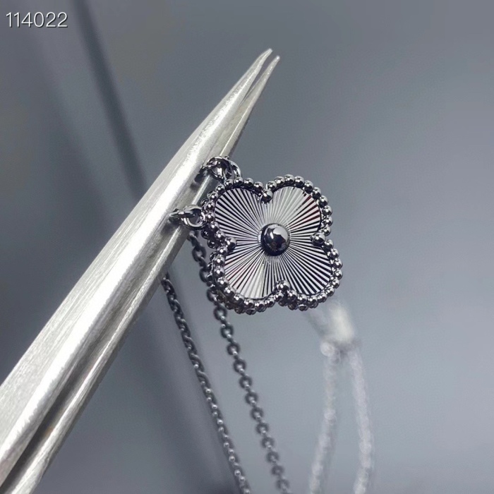 Van Cleef & Arpels Necklace