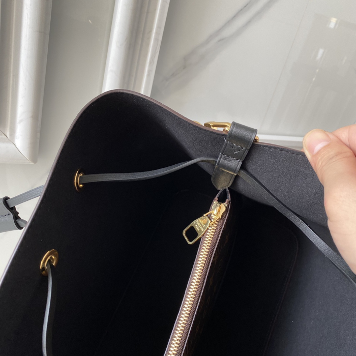 Louis Vuitton M44020 NéoNoé Women Bags Size 27*26*22cm