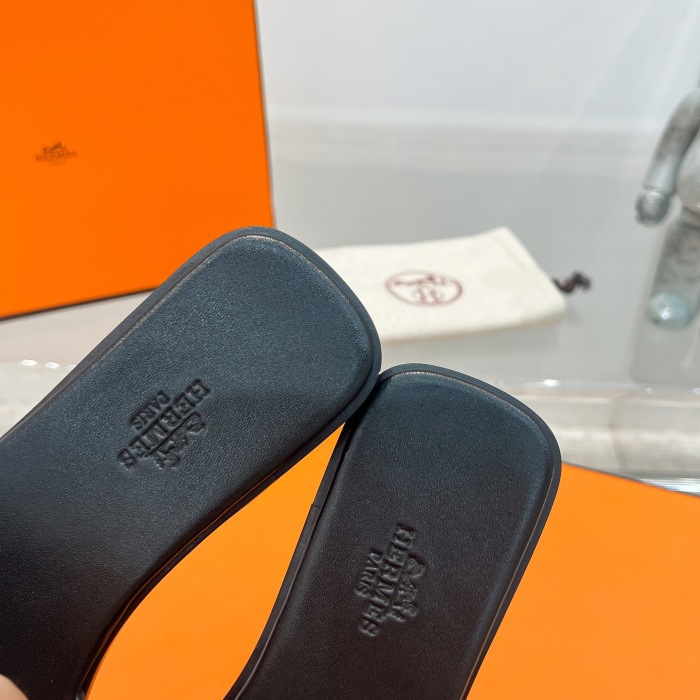 Hermes Giulia Slippers Size 35-41  3-Color