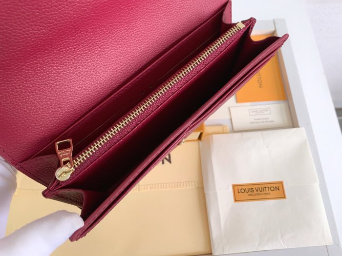 Louis Vuitton Wallet 19*10 cm
