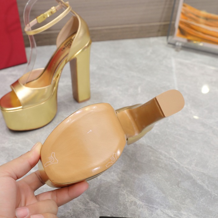 Valentino Garavani Tan-Go Platform Pumps Size 35-41 7-Color