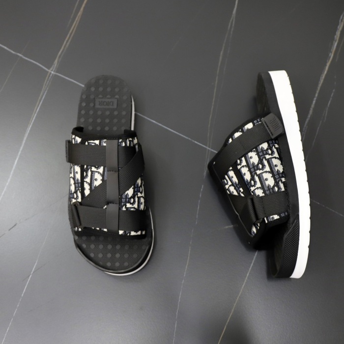 Dior Alpha Slippers Size 39-45  2-Color