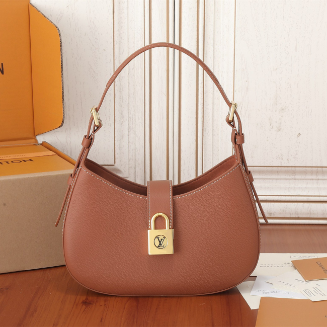 Louis Vuitton M24885 Low Key Shoulder Bag Size 26*18*7cm