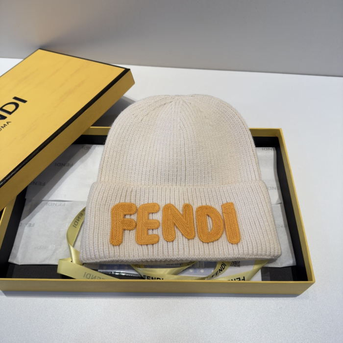 Fendi Knitted Hat