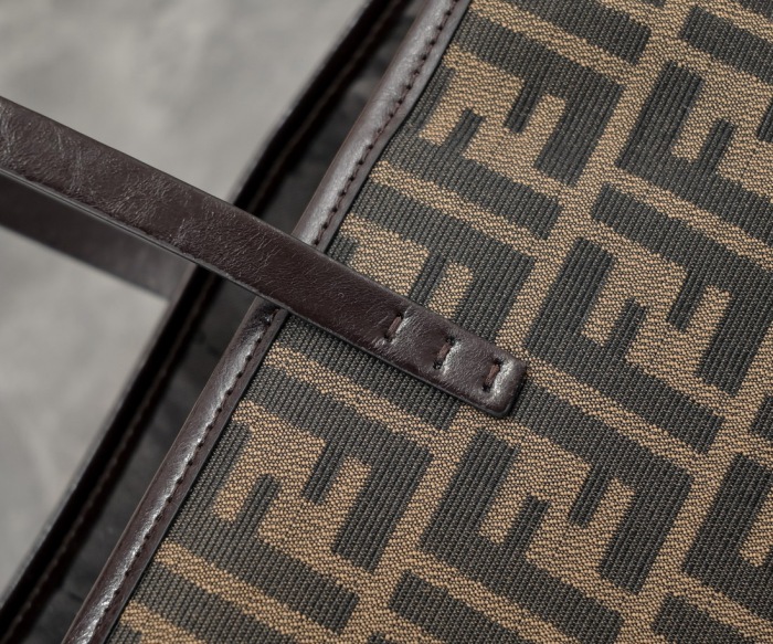 Fendi Women shopping bags 48*30*18cm