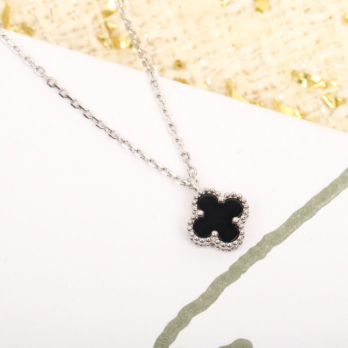 Van Cleef & Arpels Necklace 2-Color
