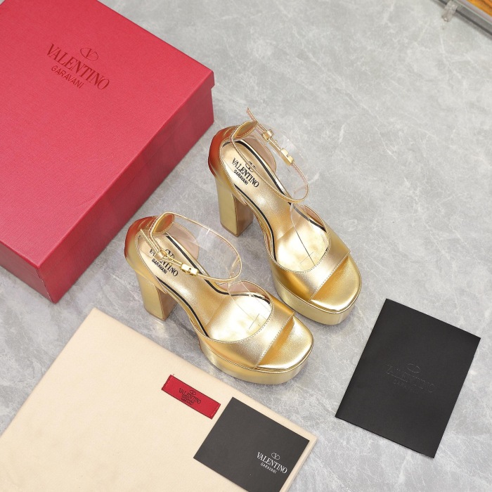 Valentino Garavani Tan-Go Platform Pumps Size 35-41 7-Color