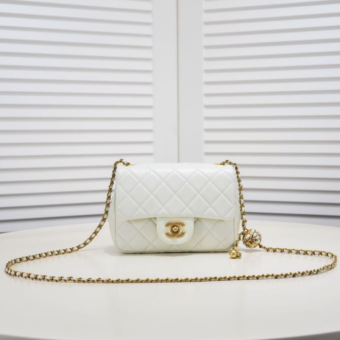 Chanel Chain Shoulder Bags Handbags Size 18*13*7cm 3-Color