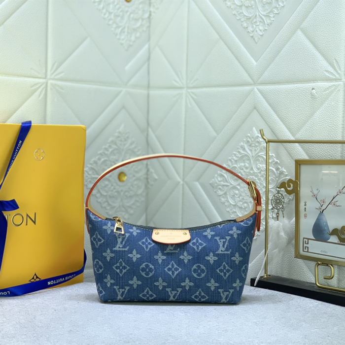 Louis Vuitton M82949 Hills Pochette Monogram Denim Denim Cowboy  Shoulder Bags Size 20.5*6*16cm