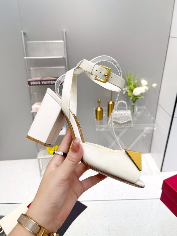 Valentino One Stud Calfskin Pumps Size 35-41 8-Color