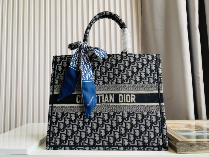 Dior Tote Women Handbags Bags 2-Size
