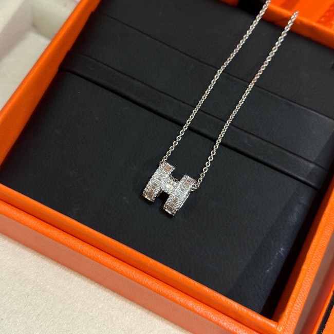 Hermes Necklace