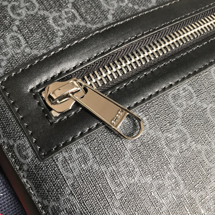 Gucci GG Supreme Black Messenger Bags for Men 2-Size