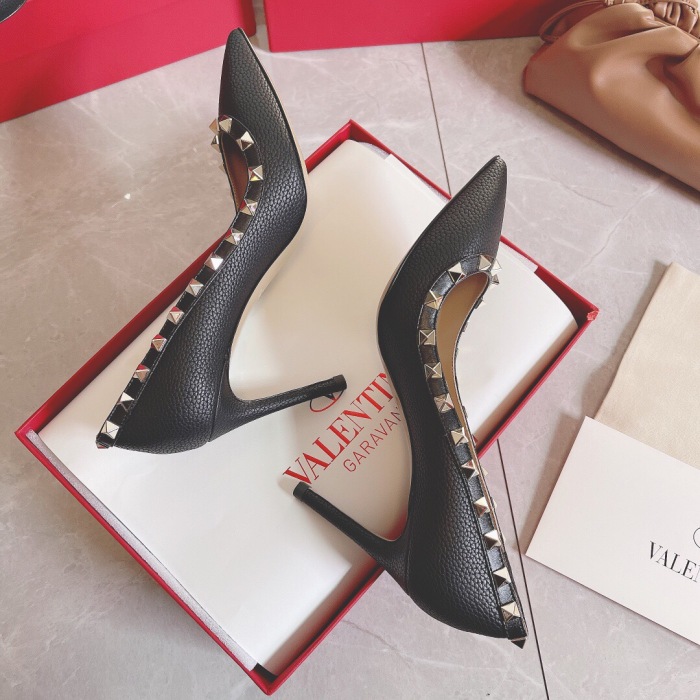 Valentino Rockstud Patent-Leather Pumps Size 35-41 8-Color