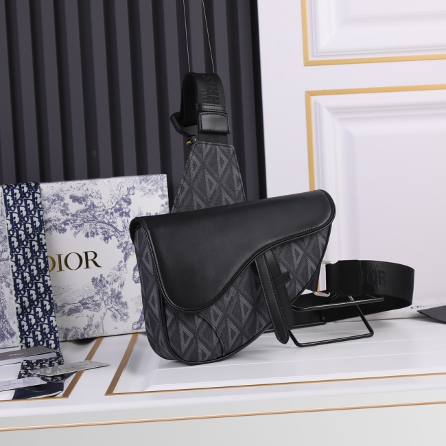 Dior 2022SS Pre-Fall Saddle Men Shoulder Bags 20*28.6*5cm