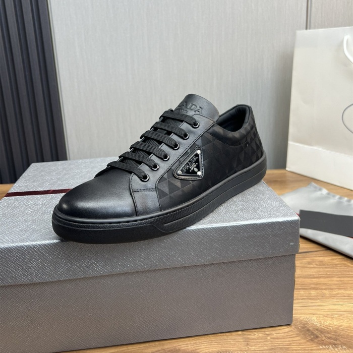 Prada New Sneaker Size 36-46  3-Color