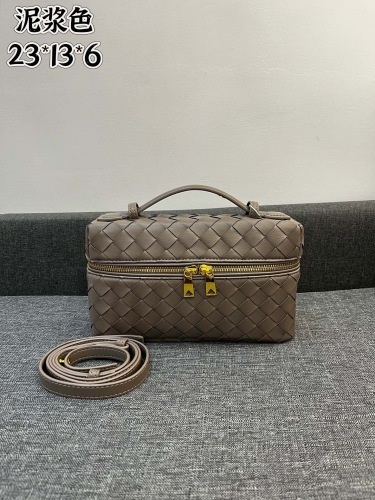 Bottega Veneta Vanity Case Shoulder Bags 24*13*6cm