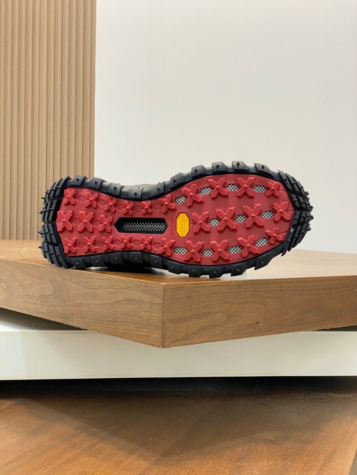 Moncler Trailgrip Gtx Sneaker Size 40-45