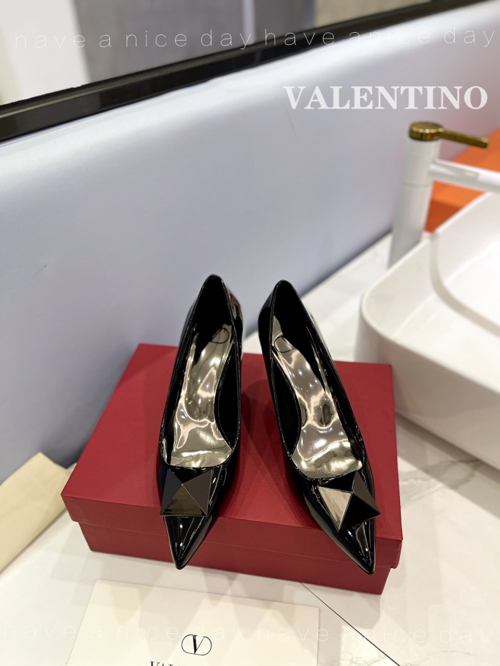 Valentino One Stud Patent Leather Pumps Size 35-41 4-Color