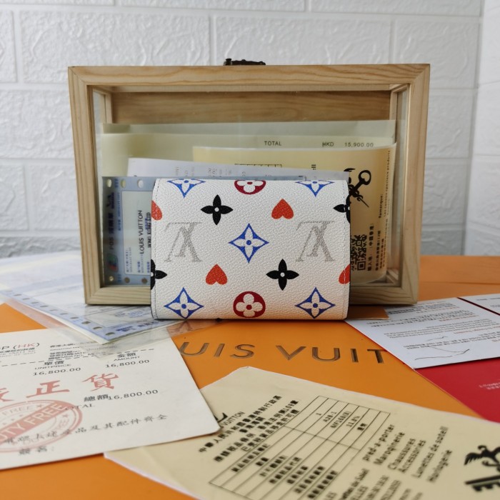 Louis Vuitton Wallet 12*2*9 cm