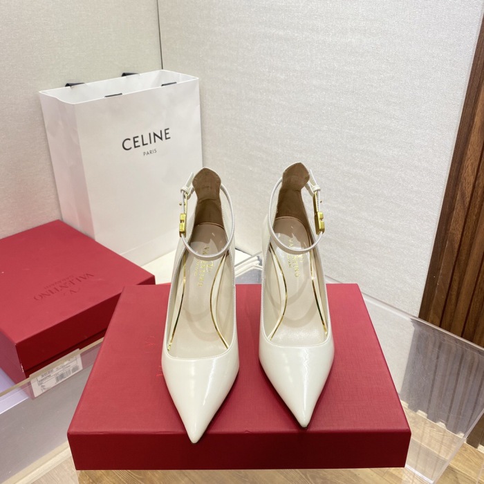 Valentino Garavani Tan-Go Patent Leather Pumps Size 35-41 3-Color