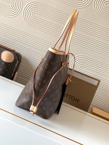 Louis Vuitton M46987 Neverfull MM Tote Bag Size 31*28*14cm